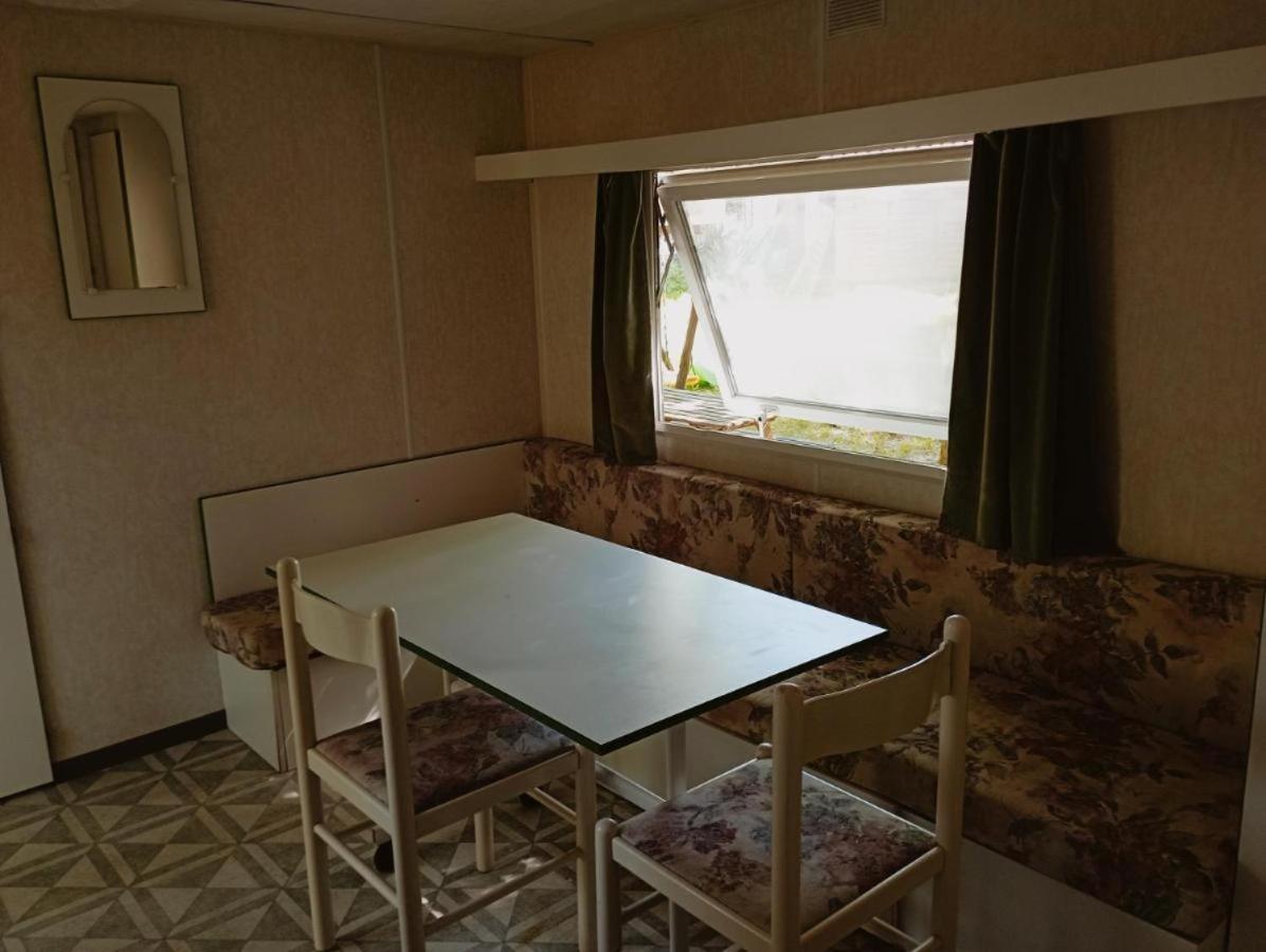 Mobil Home Faux-la-Montagne エクステリア 写真